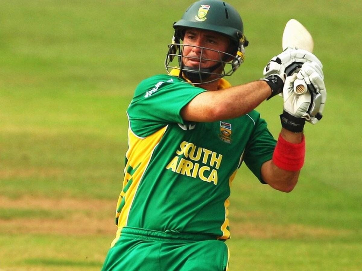 Herschelle Gibbs of South Africa became the first player to hit 6 sixes in an over in international cricket